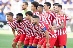 皇家马德里VS马德里竞技：西甲经典对决，马竞十人顽强扳平皇马